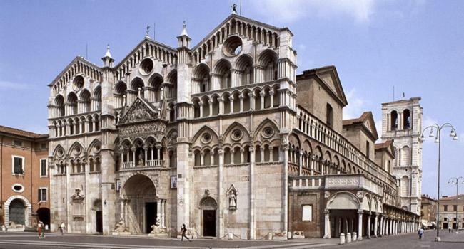 Willa Charming Flat In Centro A Ferrara Con Posto Auto Zewnętrze zdjęcie