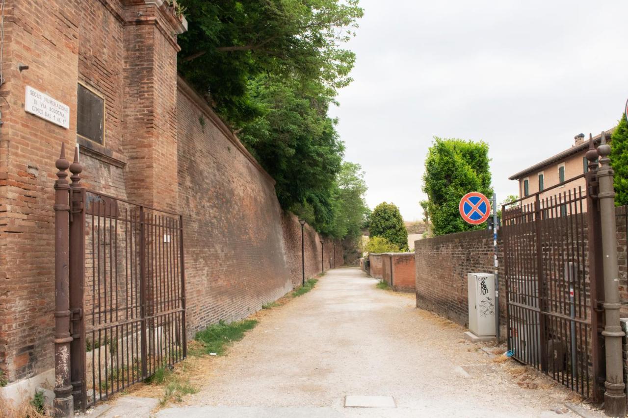 Willa Charming Flat In Centro A Ferrara Con Posto Auto Zewnętrze zdjęcie