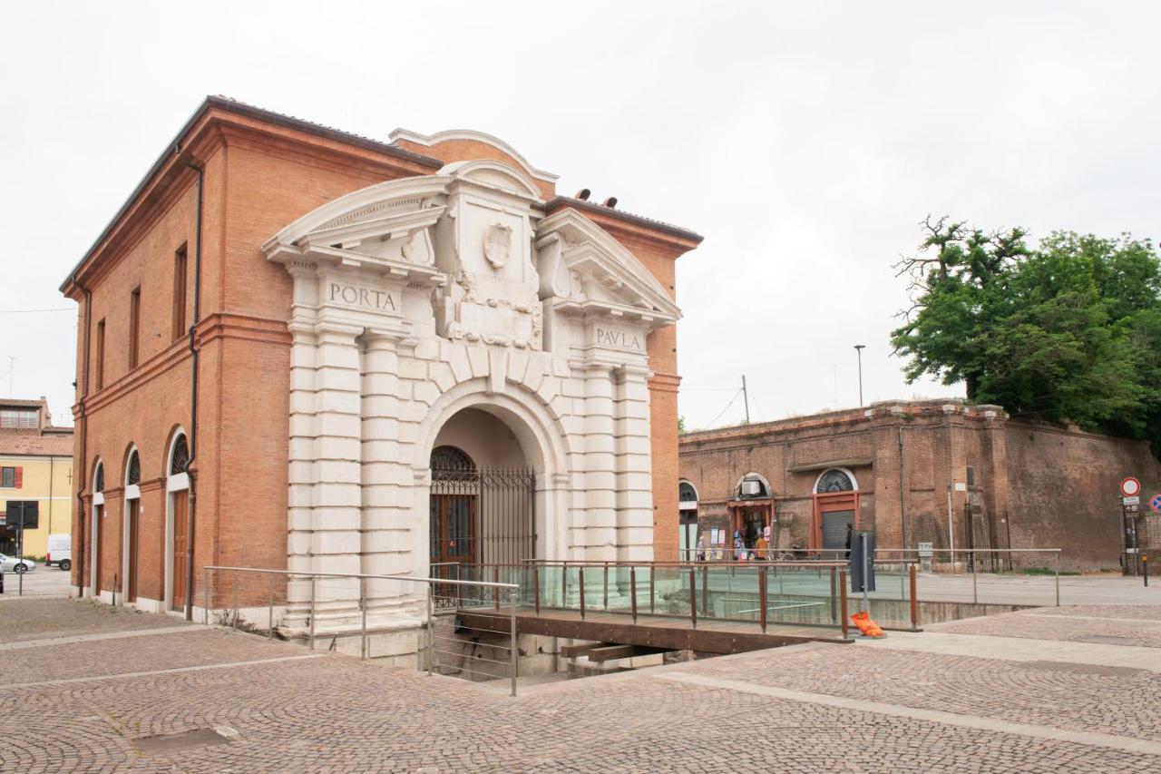 Willa Charming Flat In Centro A Ferrara Con Posto Auto Zewnętrze zdjęcie